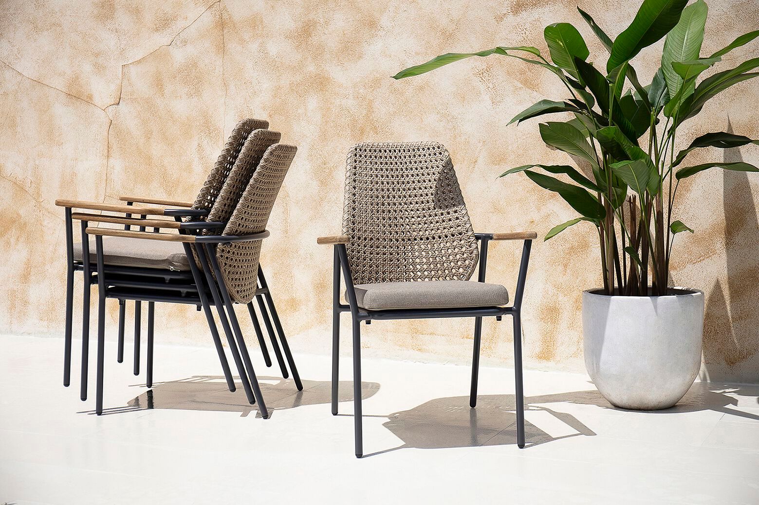 Тканевый штабелируемый садовый стул с подлокотниками MAMAGREEN Clara ARCH-00082803 - Вид №9