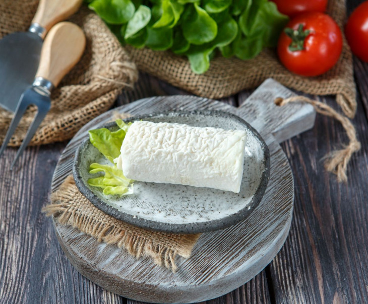 5374 Сыр "Бюш-Де-Шевр" с плесенью выдержанный Вкусляндия  - Вид №1