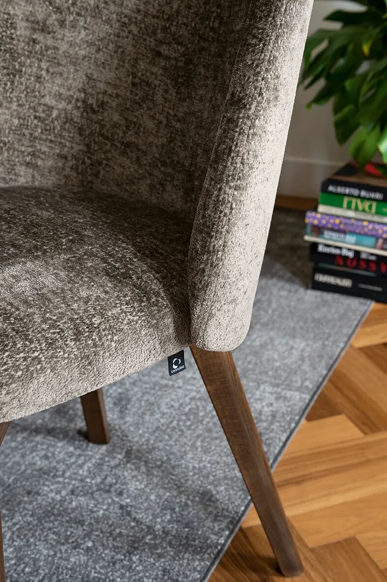 Тканевый мягкий стул с деревянными ножками Connubia Тука ARCH-00086575 - Вид №1