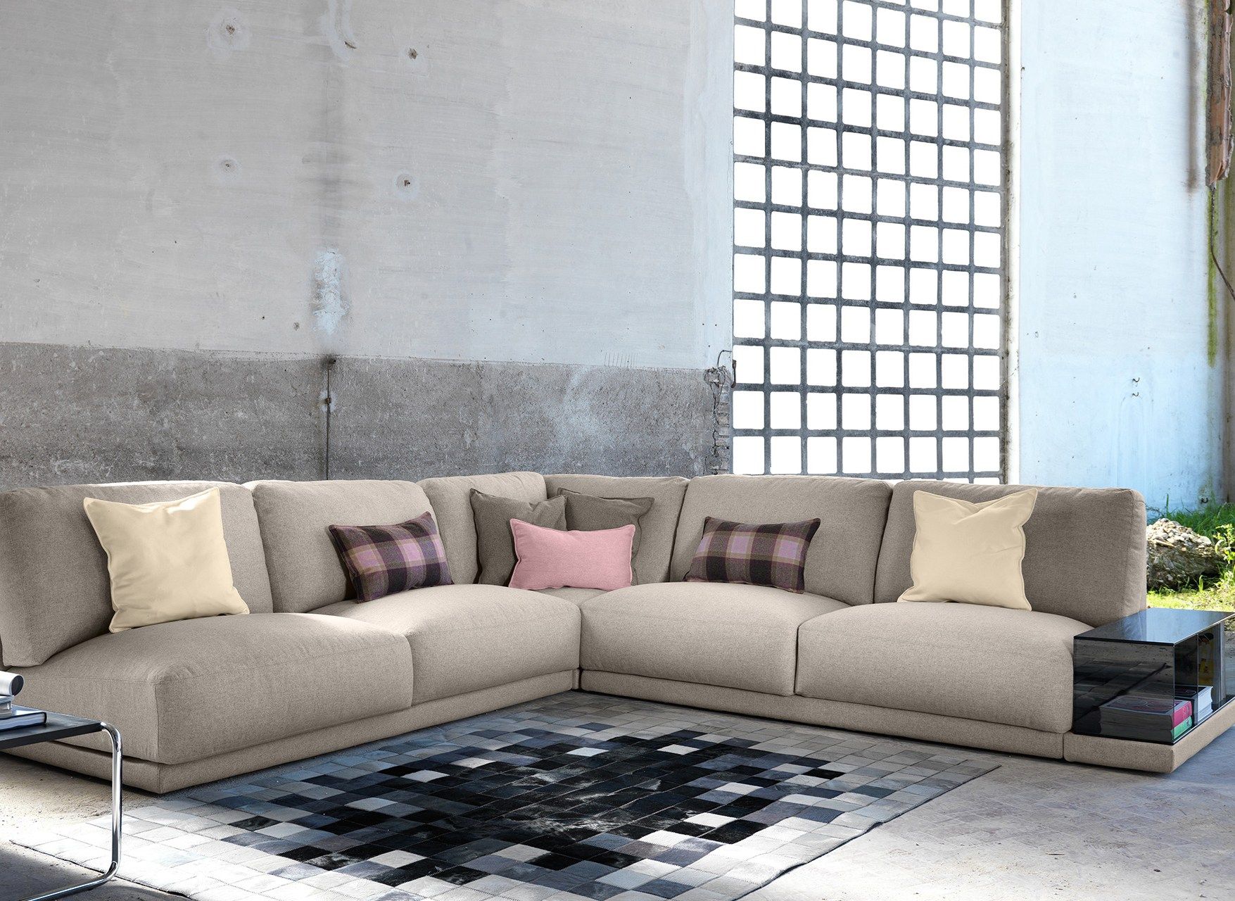 Угловой диван из ткани Domingo Salotti Дойл ARCH-00038076