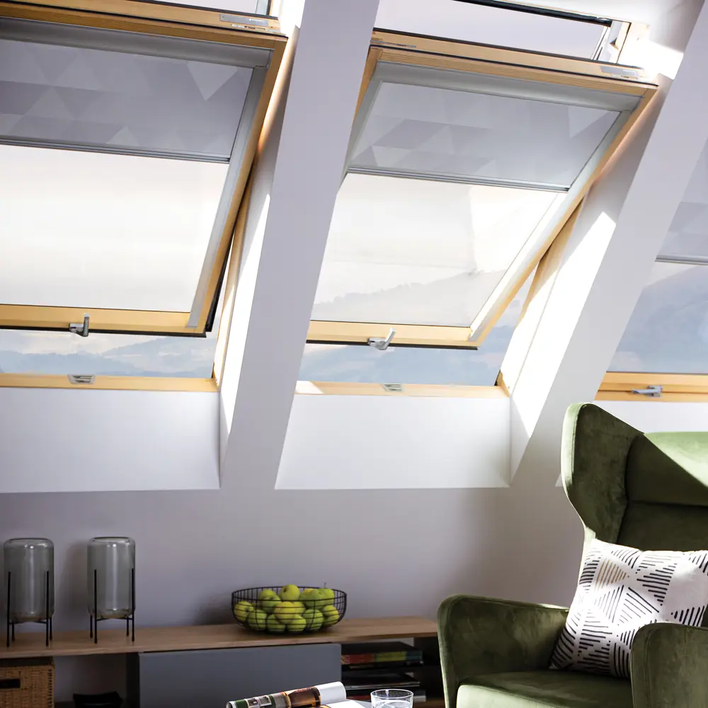 Мансардное окно Fakro FTP (CH) 55x78 см сосна STLM-2181168 - Вид №2