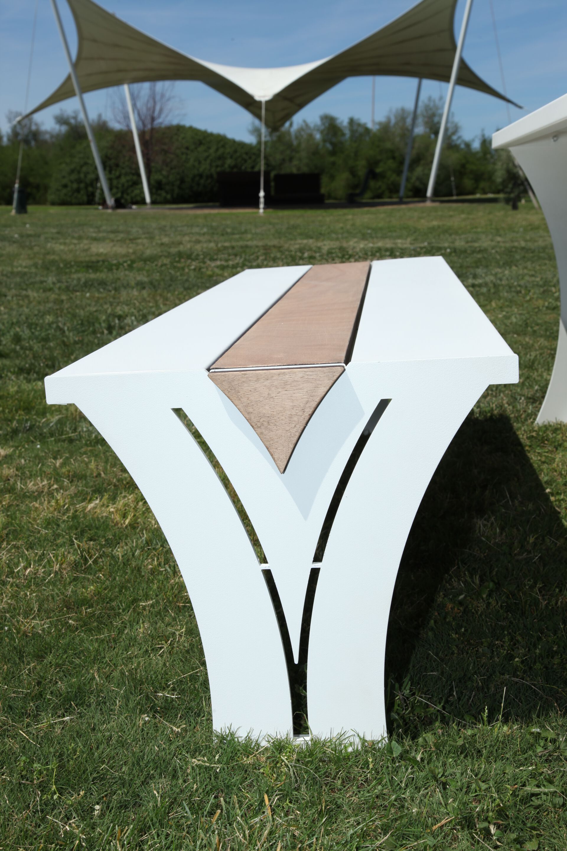 Прямоугольный стол для общественных мест из стали и дерева CITYSì Viktor ARCH-00088497 - Вид №1