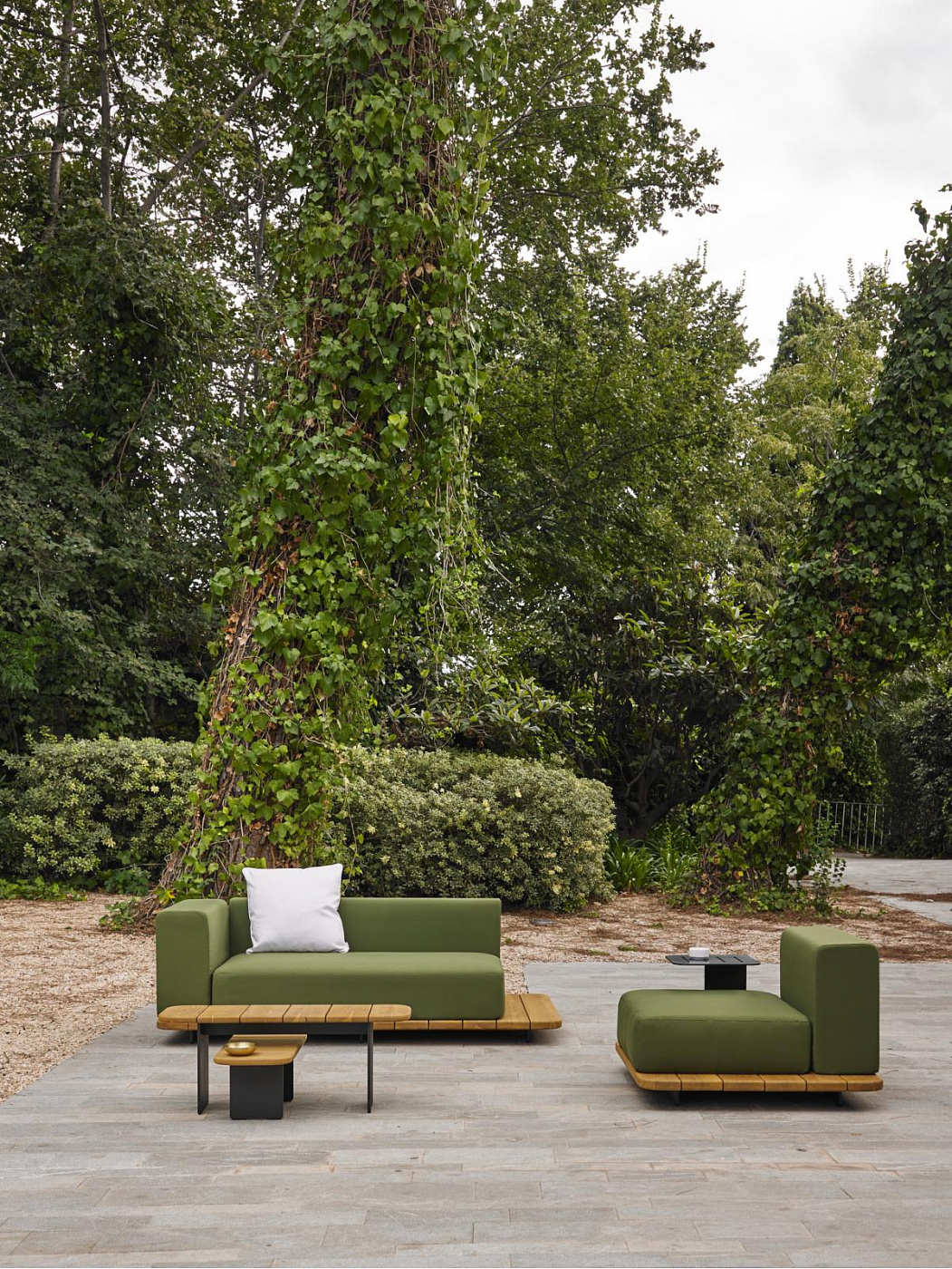 106946 Диван 2-х местный на деревянной базе 7704707 Point Pal POINT1920 - Вид №1