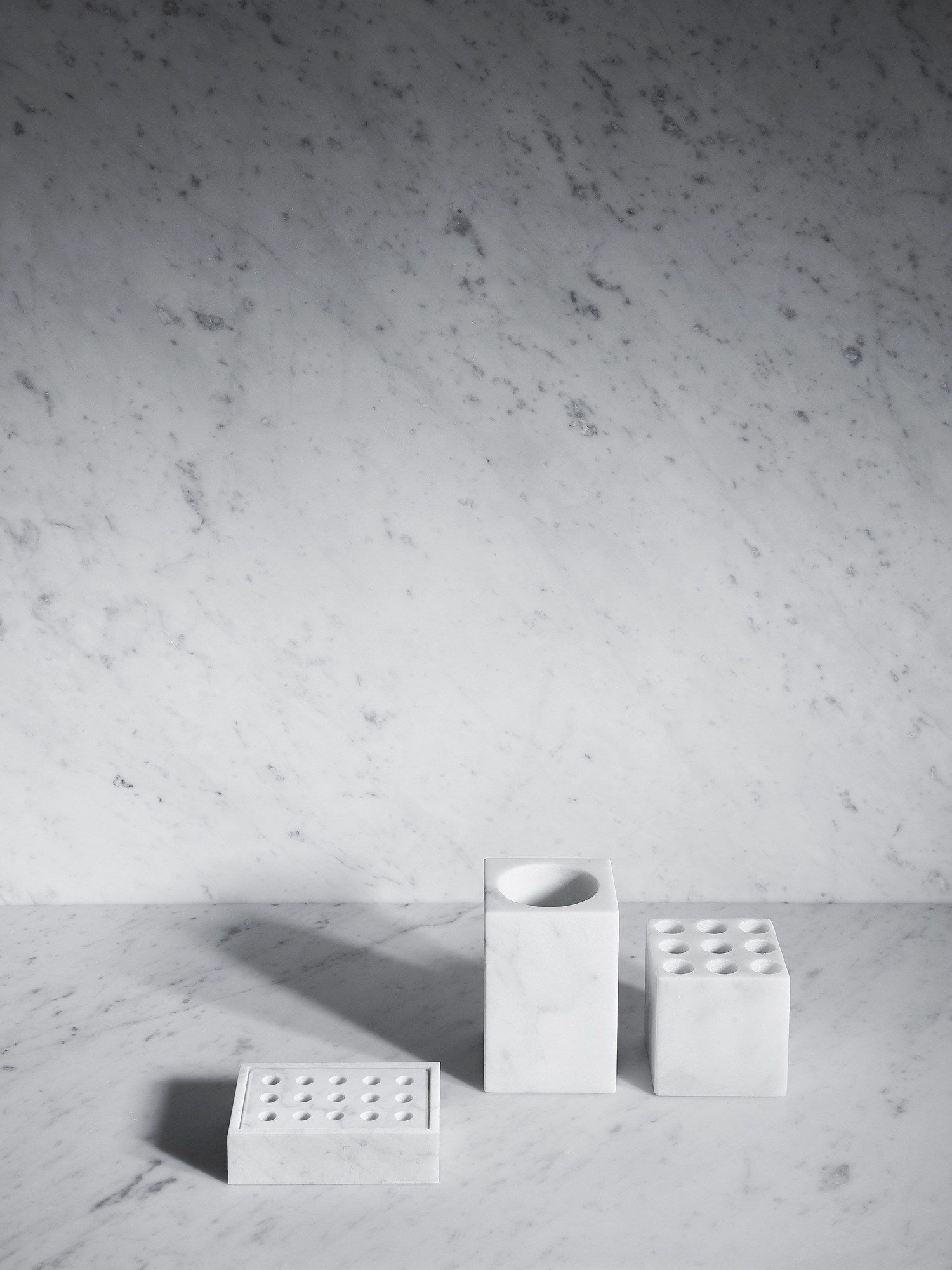 Подставка для зубных щеток из мрамора Salvatori Фонтане Бьянке ARCH-00077107 - Вид №1