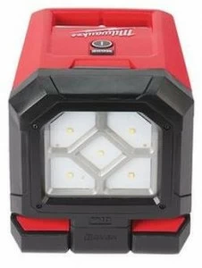 MILWAUKEE Вращающийся на 360 ° светодиодный светильник Torce trueview