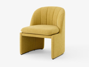 Тканевое кресло с мягким сиденьем