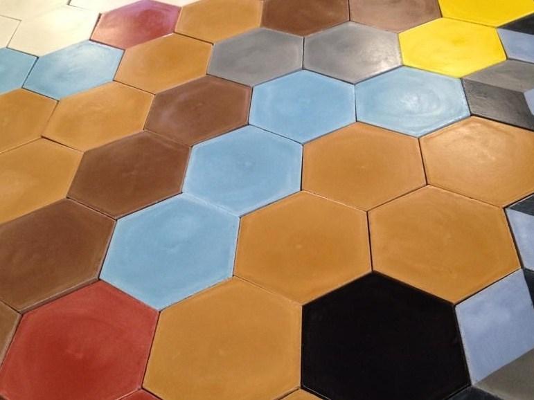 TsourlakisTiles Бетонные покрытия для полов и стен для интерьеров и экстерьеров Hexagon sun-id-1346448 - Вид №1