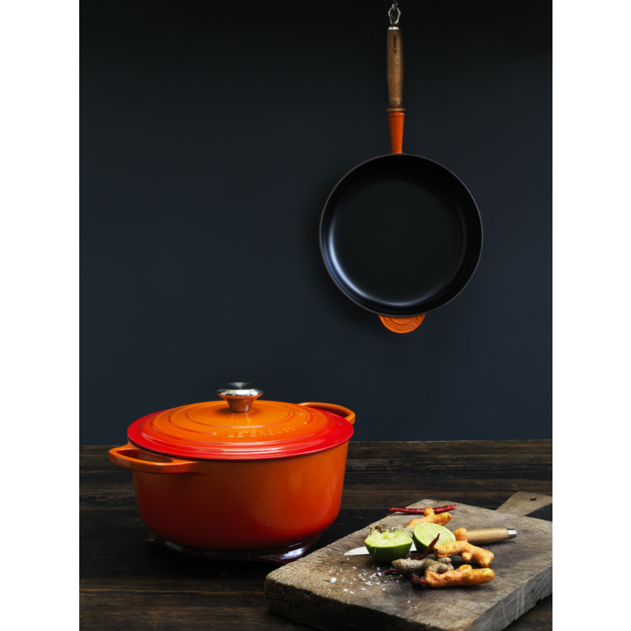 Кастрюля чугунная Le Creuset, Ø24 см, оранжевая 21177240902430 - Вид №3