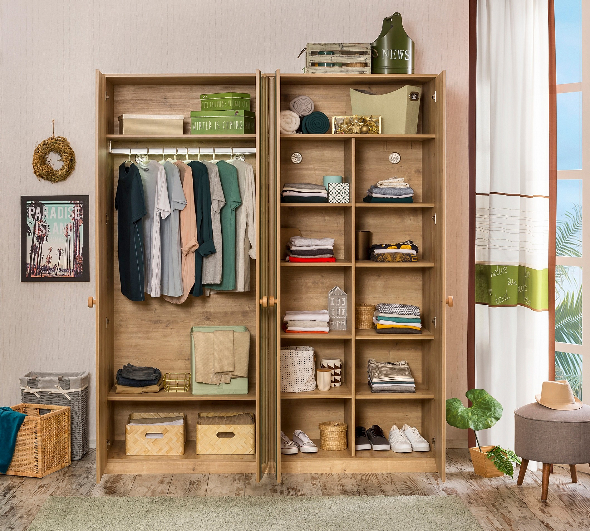 Шкаф четырехдверный с зеркалом орех Mocha CILEK MOCHA 00-3832619 Бежевый Santreyd  - Вид №1