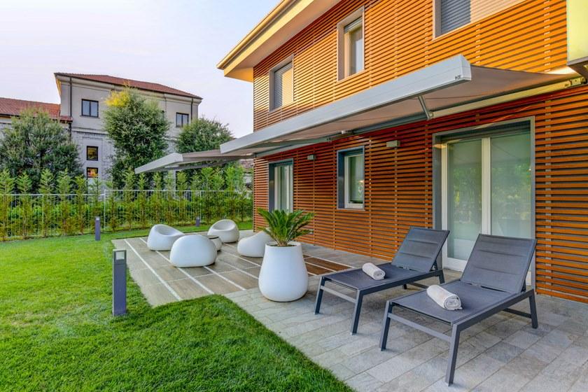 KE Outdoor Design Моторизованный тент-бокс с кронштейнами Tende a cassonetto sun-id-1435820 - Вид №14