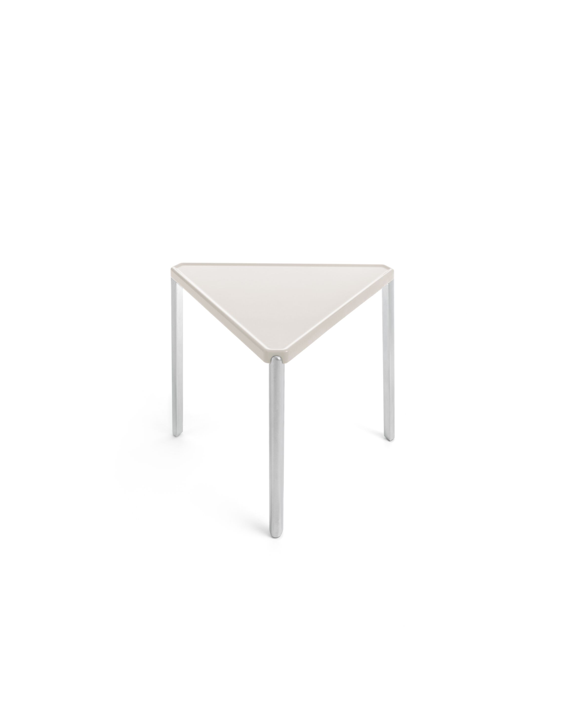 Алюминиевый треугольный журнальный столик с жидким покрытием Magis тамбур ARCH-00023839 - Вид №19