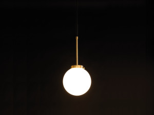 Светодиодный подвесной светильник из латуни и стекла