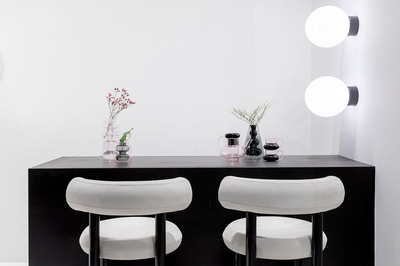 Высокий деревянный стул с тканевой подкладкой Tom Dixon Fat ARCH-00130395 - Вид №18