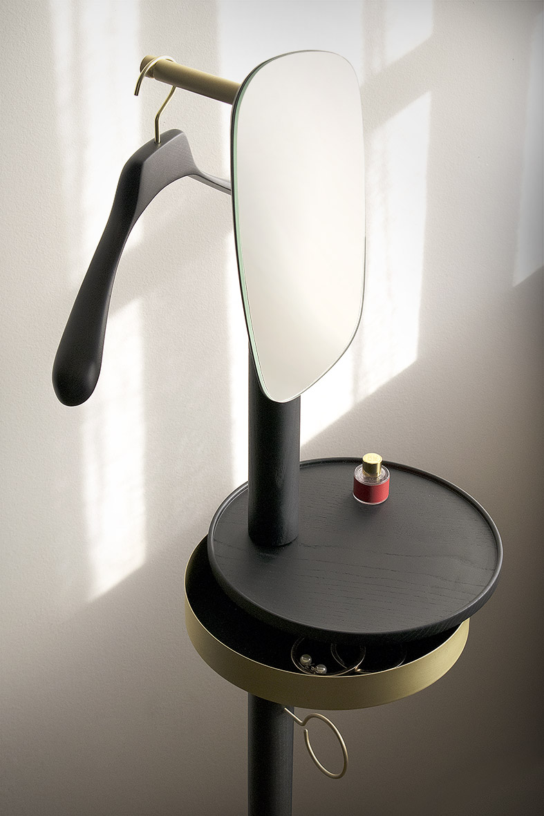 072277 Вешалка черная Galan W Nomon Momentos  - Вид №2