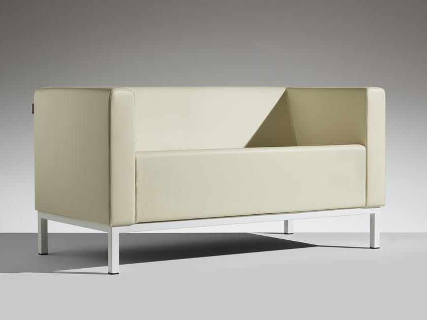 3-местный кожаный диван LAMM ARCH-00124327