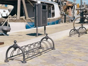 Neri Крепление для велосипедов из чугуна Layia 2282