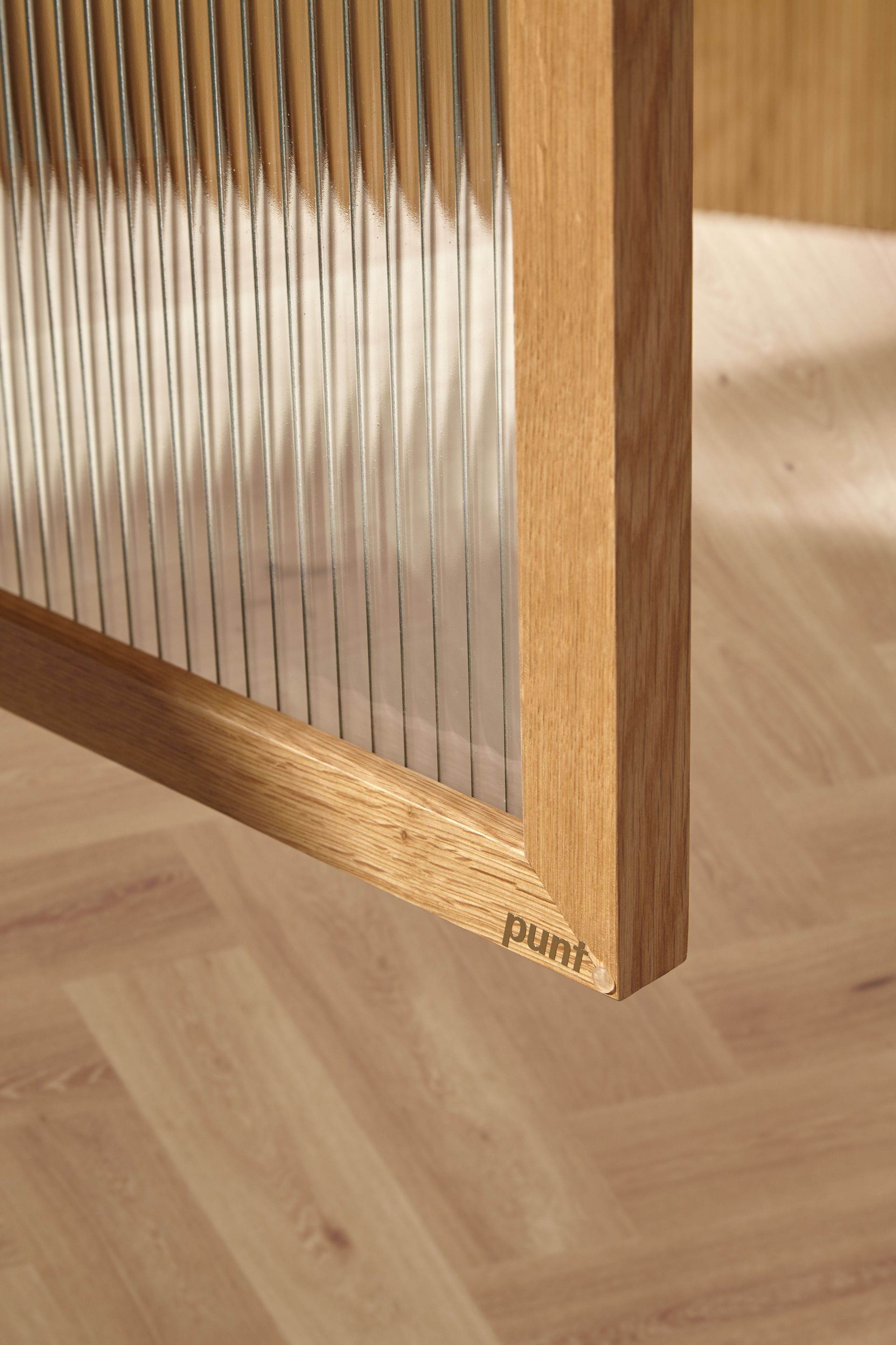 Деревянный шкаф с распашными дверями Punt ARCH-00054972 - Вид №13
