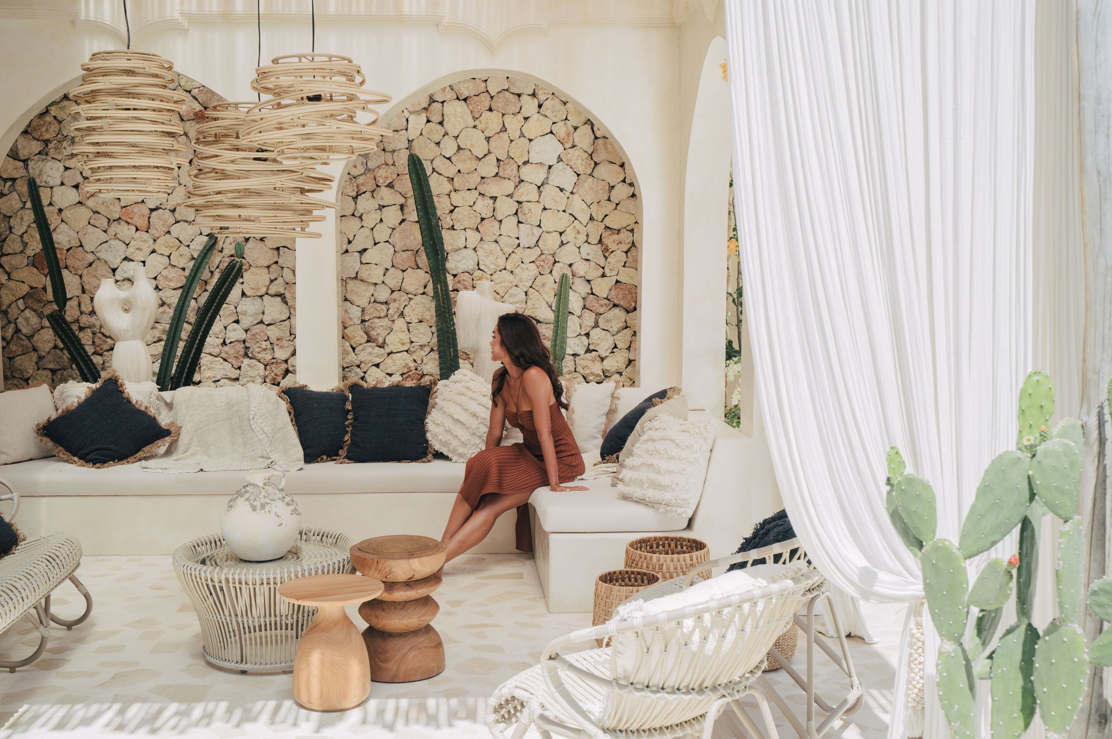 Круглый журнальный столик из массива дерева cbdesign кегли ARCH-00116571 - Вид №3