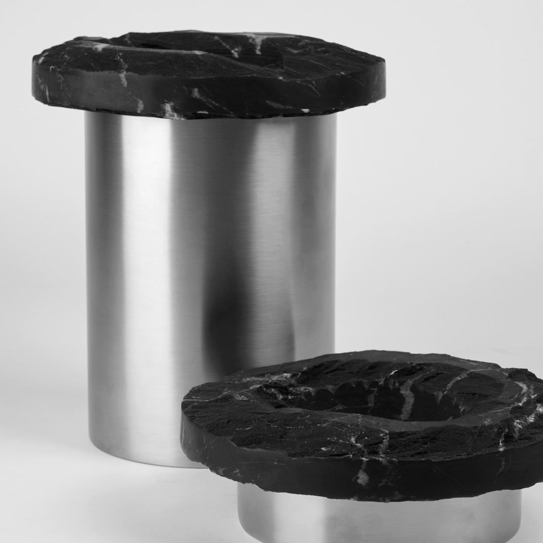 Металлический подсвечник Kristina Dam Studio ROCK CANDLE HOLDER ARCH-00090537 - Вид №2