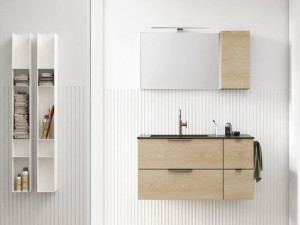 Деревянный умывальник с зеркалом