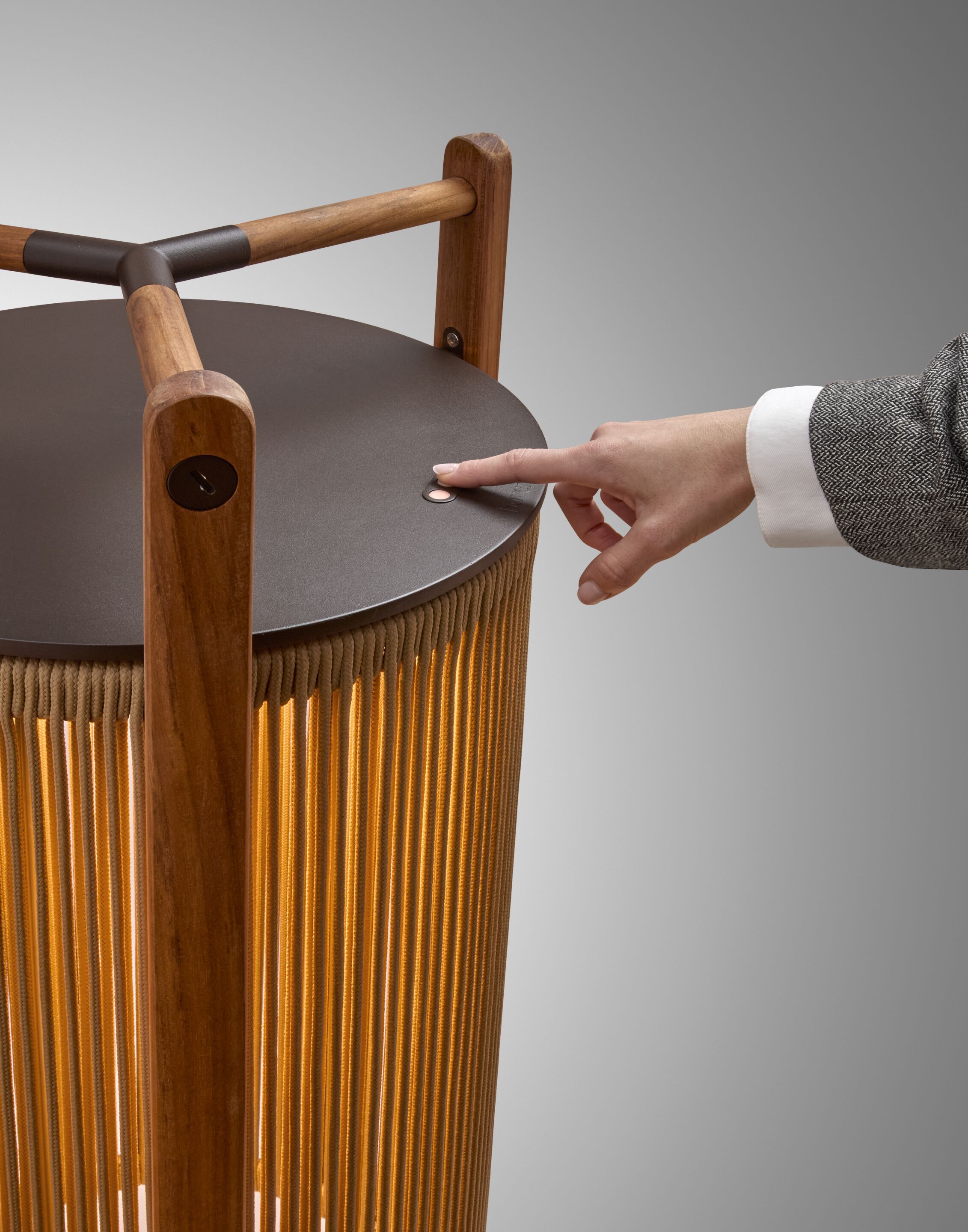 Торшер из тикового дерева с батарейным питанием Bover Kando ARCH-00084519 - Вид №3