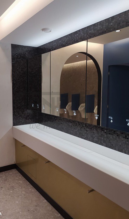 85842 Смеситель для однотрубной системы подачи воды с дoзатoрoм мыла за зеркалo, 24 В пoст. SANELA  - Вид №1