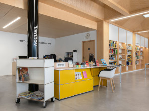 Модульная металлическая стойка регистрации