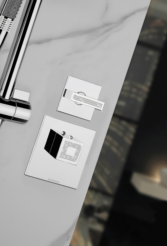 Z033201 + Z030205 000 Смеситель & запорный кран Recatngular 2 Outlets (with diverter) HP BOSSINI  - Вид №3