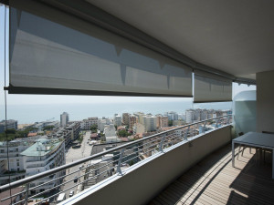 Раздвижной тент для мусорного ведра