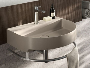 Керамическая столешница с держателем для полотенец