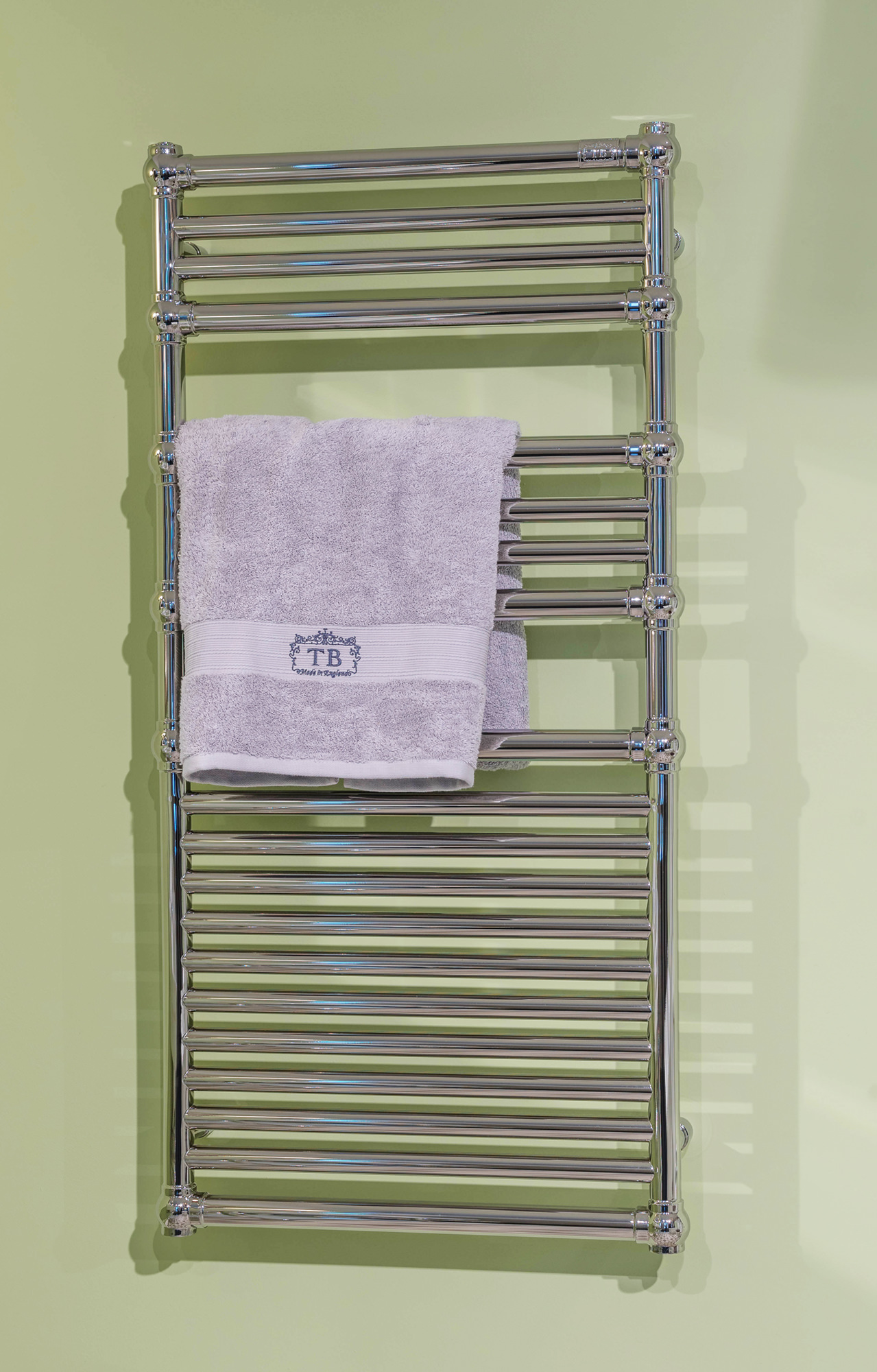 Traditional bathrooms Полотенцесушитель PENTHOUSE Penthouse.bn  - Вид №1