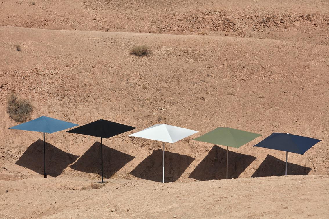 MNST1301 Зонтик teak центральный полюс teak 300x400 серо-коричневый Manutti Umbrellas  - Вид №4