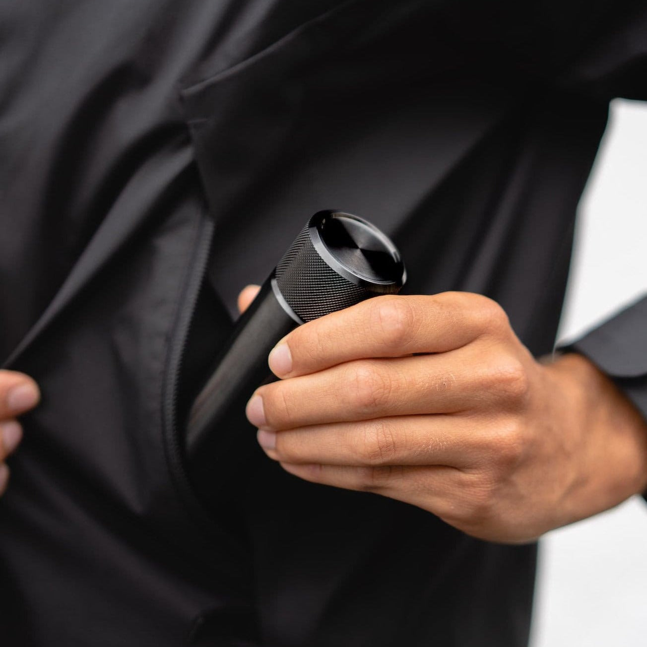 W203BST 100 мл Хип - Черная сталь Wingback  - Вид №2