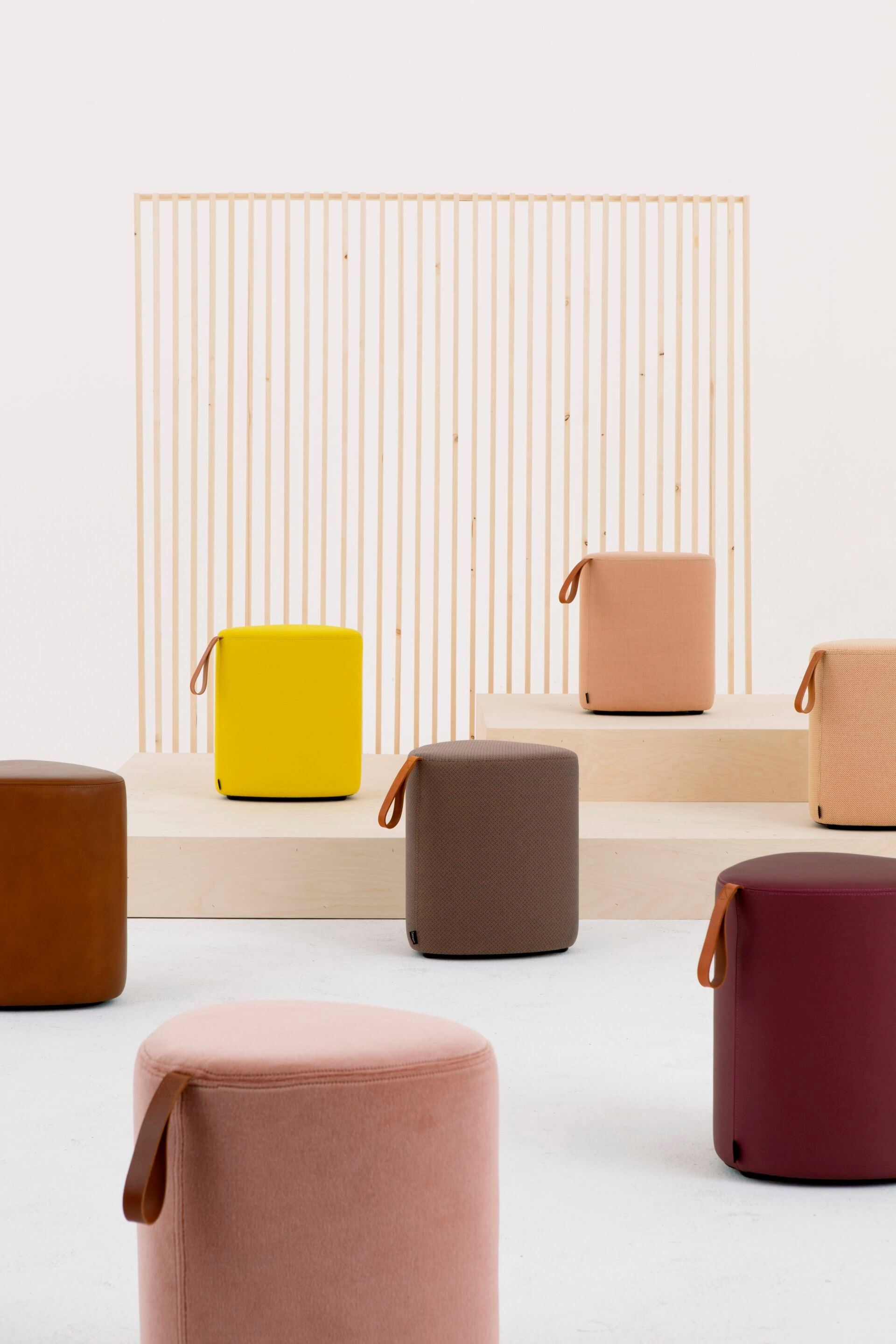 Треугольный пуф из ткани Cascando Pully ARCH-00034285 - Вид №2