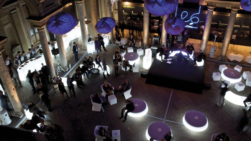 SLIDE Круглый светящийся пуф из полиэтилена sun-id-1379791 - Вид №4