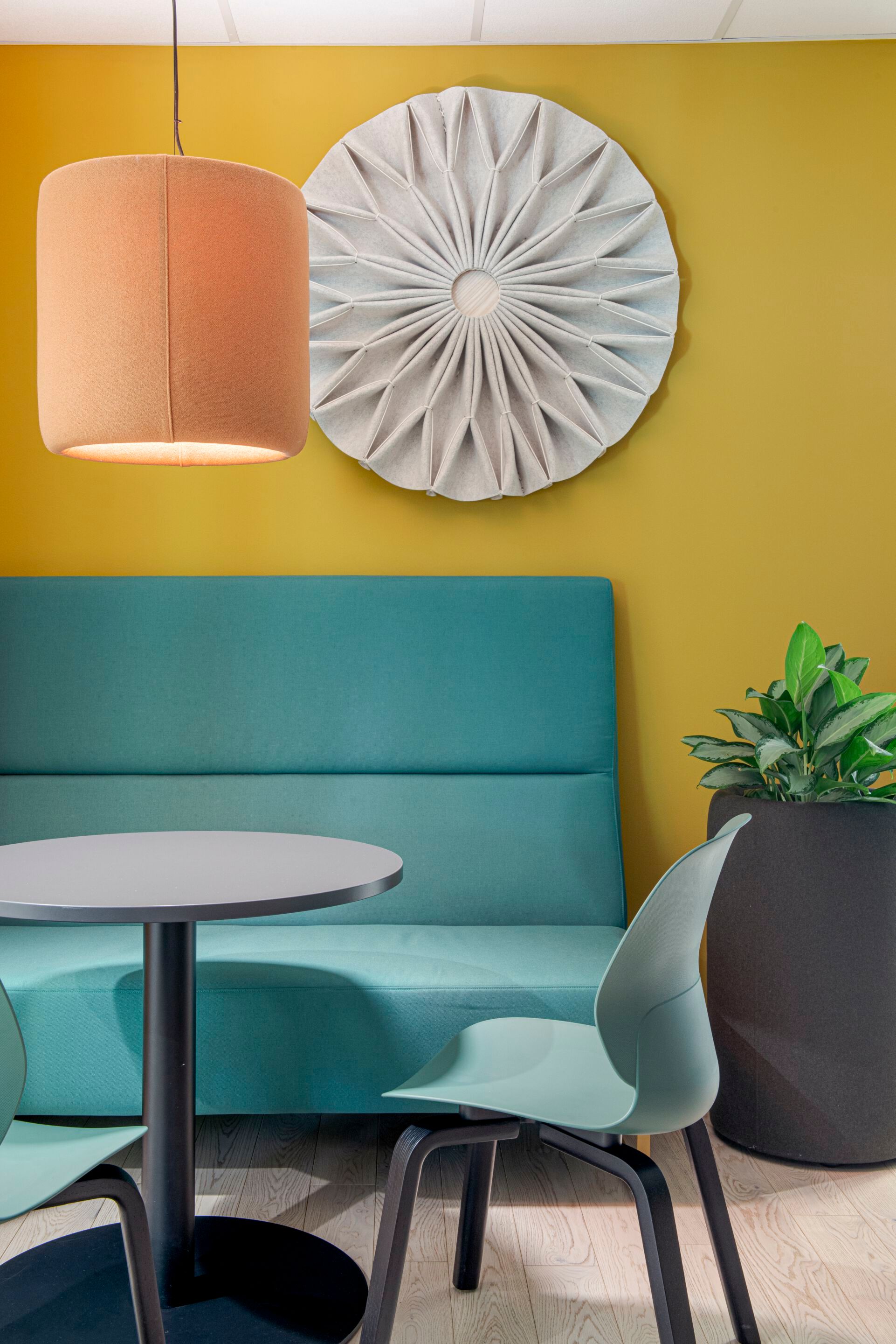 Рециркулированный материал офисный стул с деревянной основой Haworth ARCH-00152965 - Вид №2