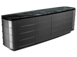 Деревянный шкаф с ящиками