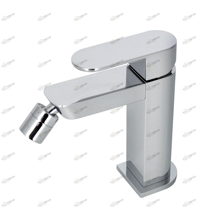 Смеситель для биде, однорычажный, 3/8 дюйма. Керамический картридж Ø25 мм. Длина шлангов 370 мм. Без съемного сливного набора 1 1/4 ”. Аэратор «Плюс». Расход 9 л / мин. при 3 барах.  Hotels NOKEN 100126420  CHROME