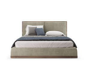 Бархатная двуспальная кровать