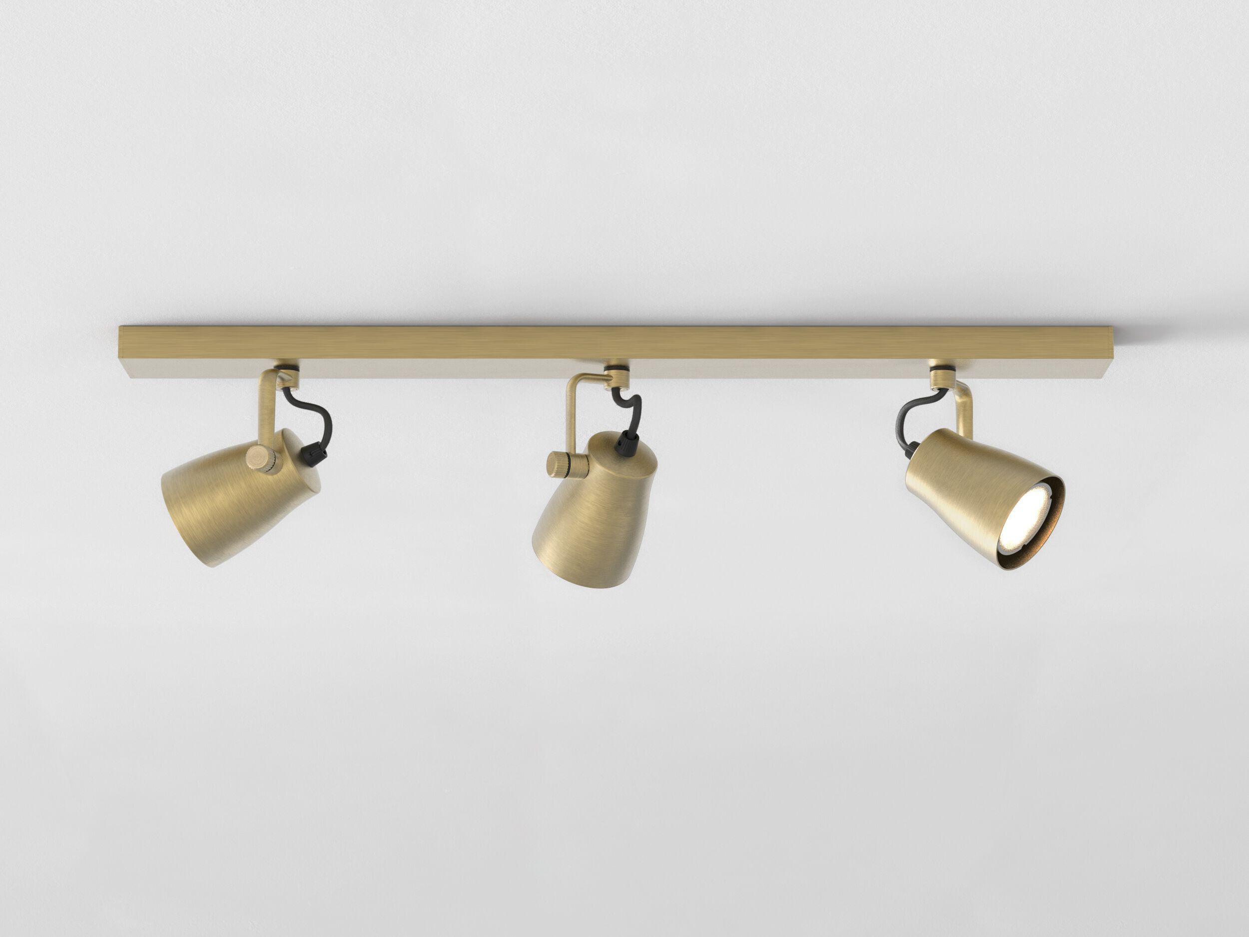 Несколько регулируемых потолочных алюминиевых прожекторов Astro Lighting JUNO TRIPLE BAR ARCH-00026686