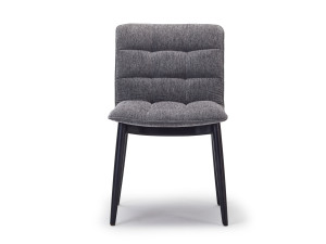 Стул из ткани и ясеня