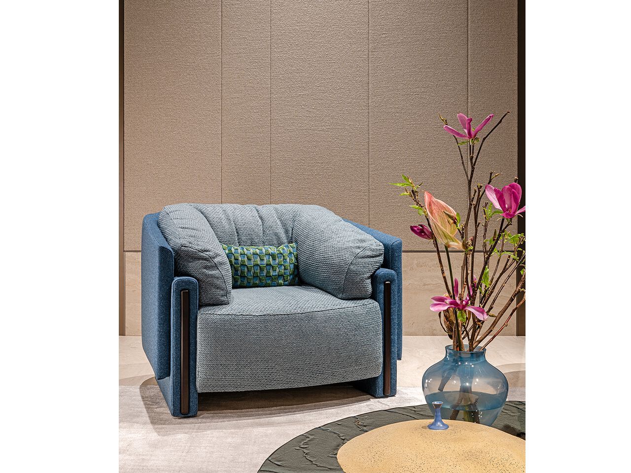 Кресло из кожи или ткани с деталями из орехового дерева Turri Веста ARCH-00103977 - Вид №4