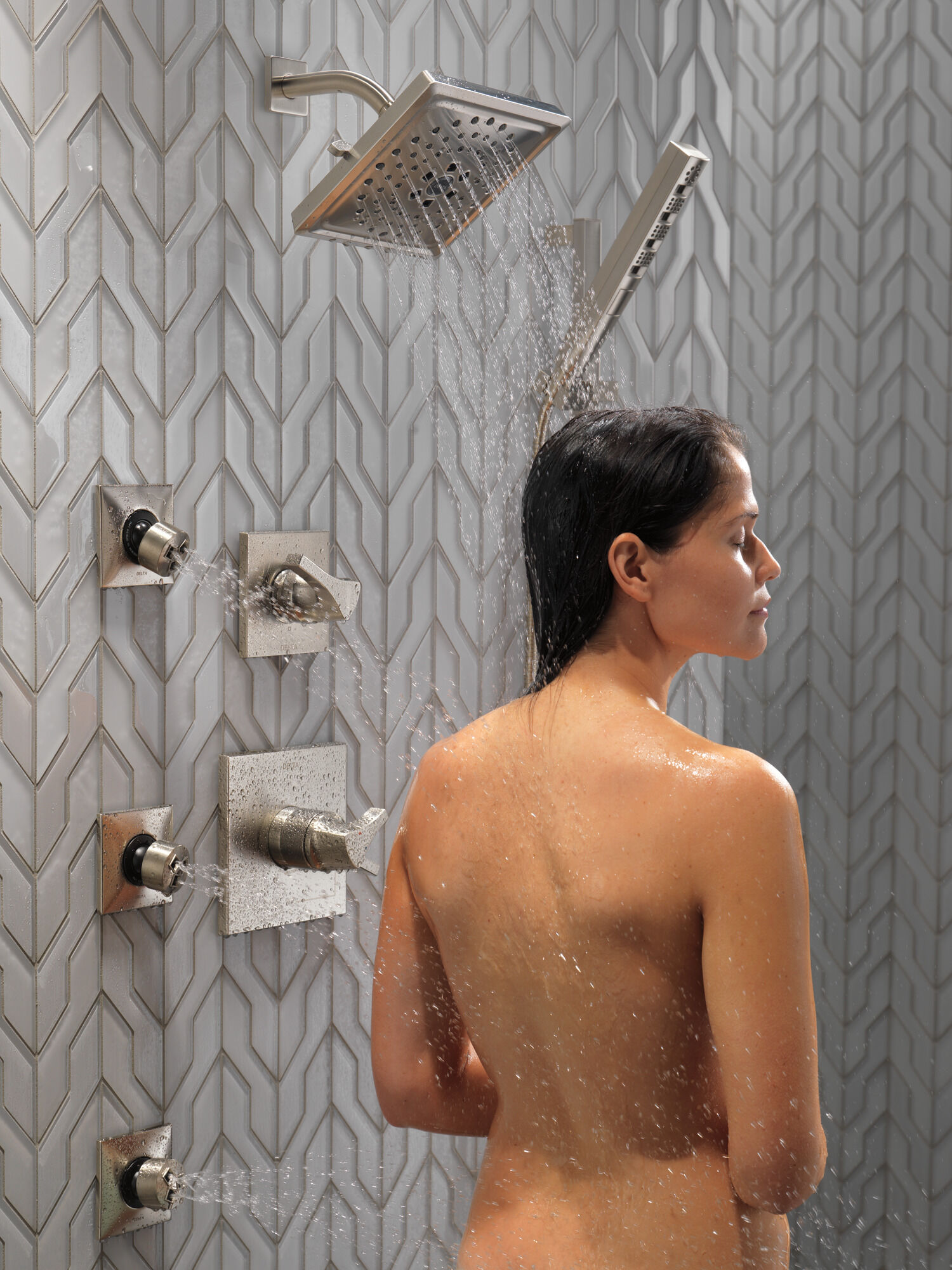 HydraChoice® Body Spray - H2Okinetic® Успокаивающая насадка-спрей Delta Faucet SH5003-SS - Вид №29