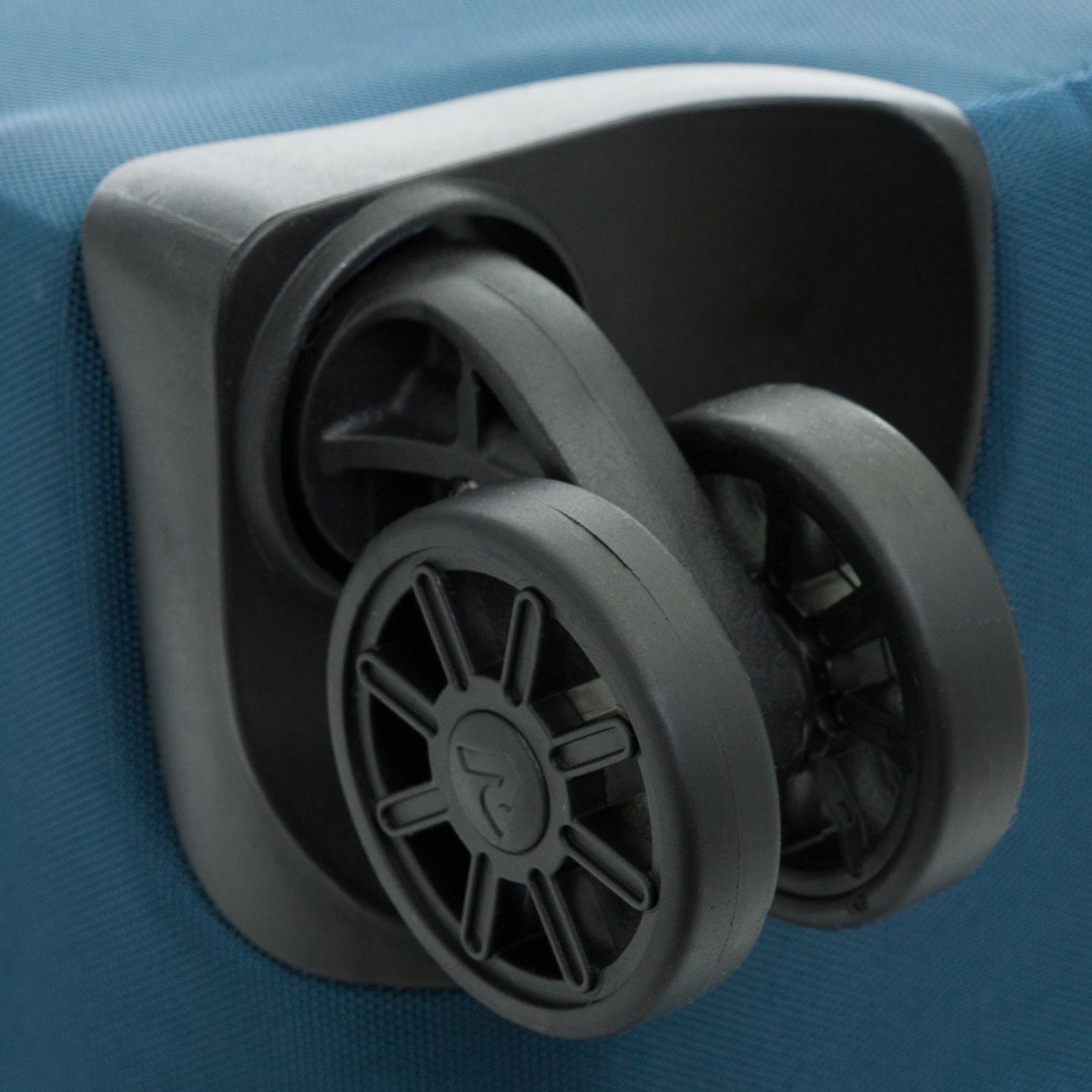 6172-03 Чемодан 6172 Medium Trolley 64 Roncato Miami - Вид №4