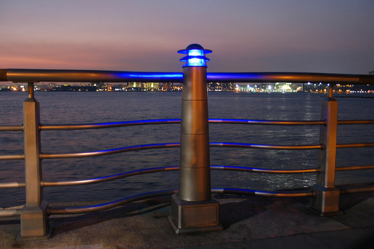 FSRT235 Столбик маяка  Forms-surfaces  - Вид №4