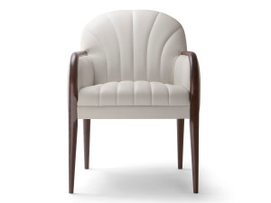 Кресло с подлокотниками