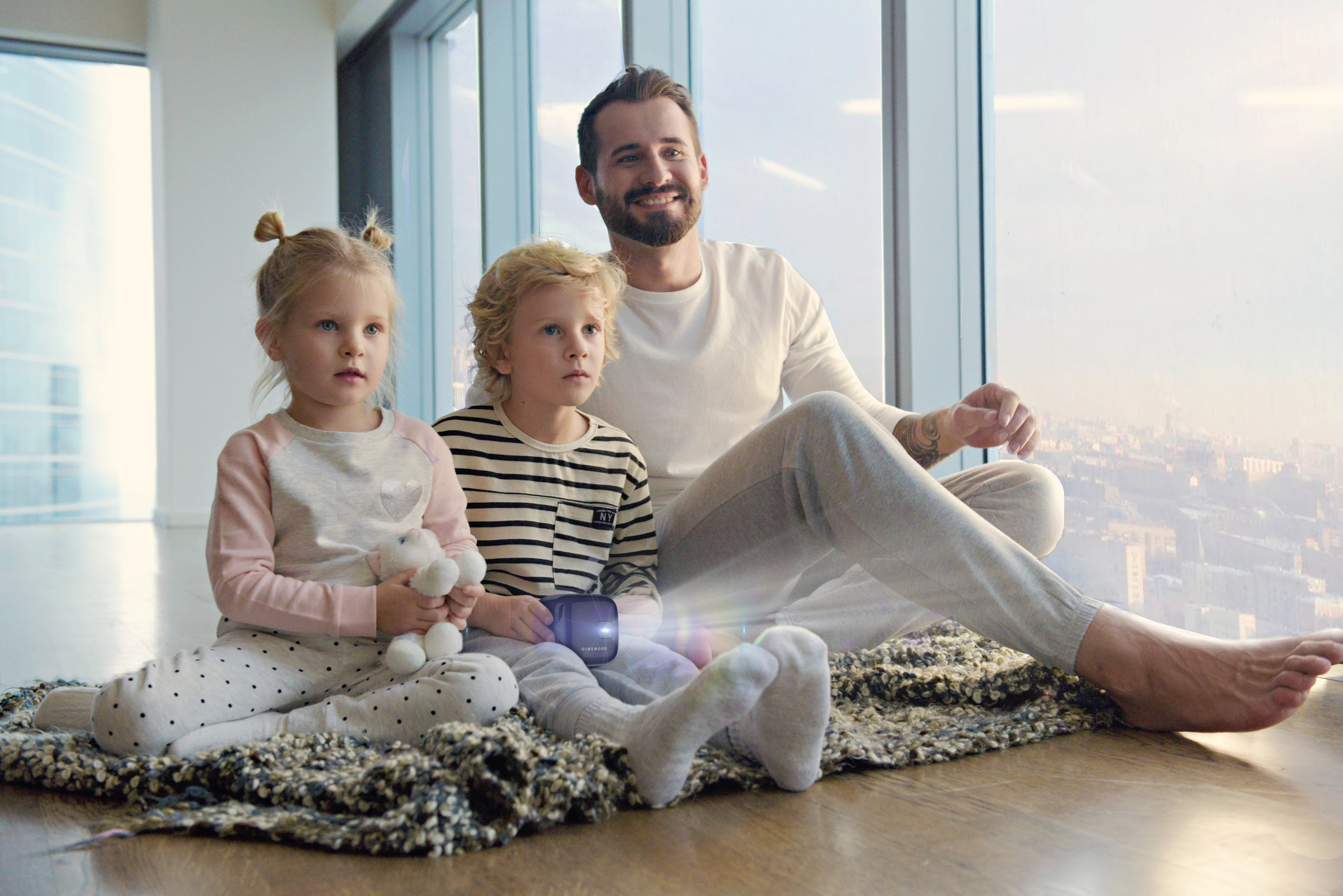 CNMD0016VI Portable projector storyteller , violet 32gb 6 мес подписки ivi CINEMOOD Santreyd  - Вид №9