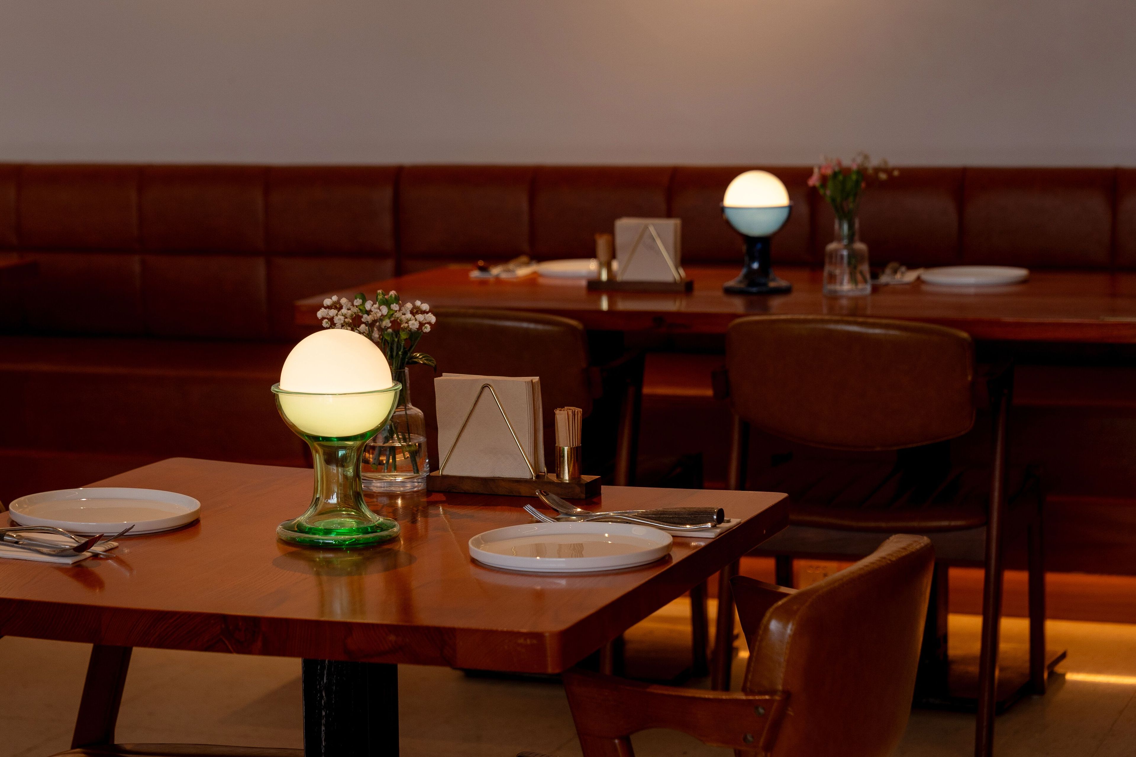 Стеклянная светодиодная настольная лампа Established&Sons GELATO ARCH-00054720 - Вид №44