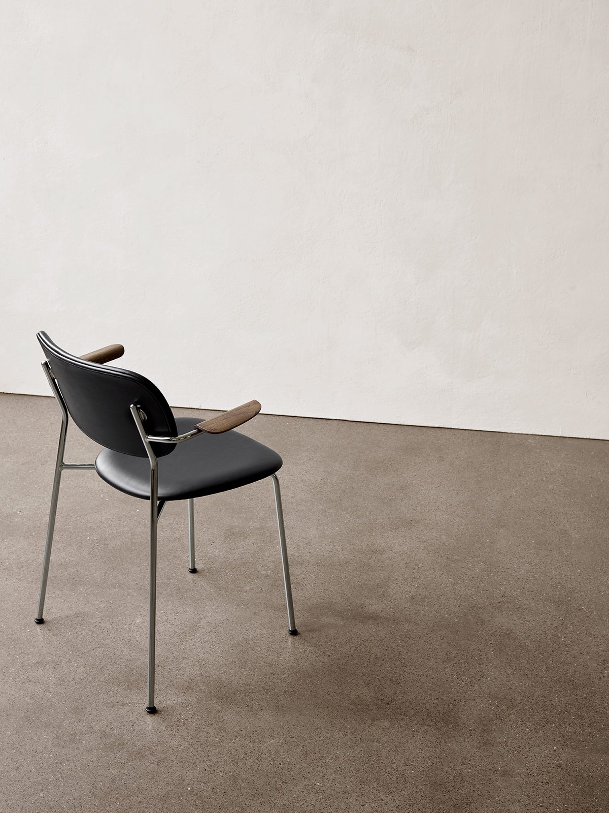 1110008-020302ZZ MENU Обеденный стул, полностью обитый, с подлокотником, Хром Дуб натуральный | Доппиопанама Т14012 / 004  - Вид №17