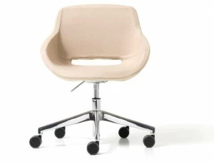 Diemme Мягкое офисное кресло с 5 спицами и колесами из ткани Clea plus